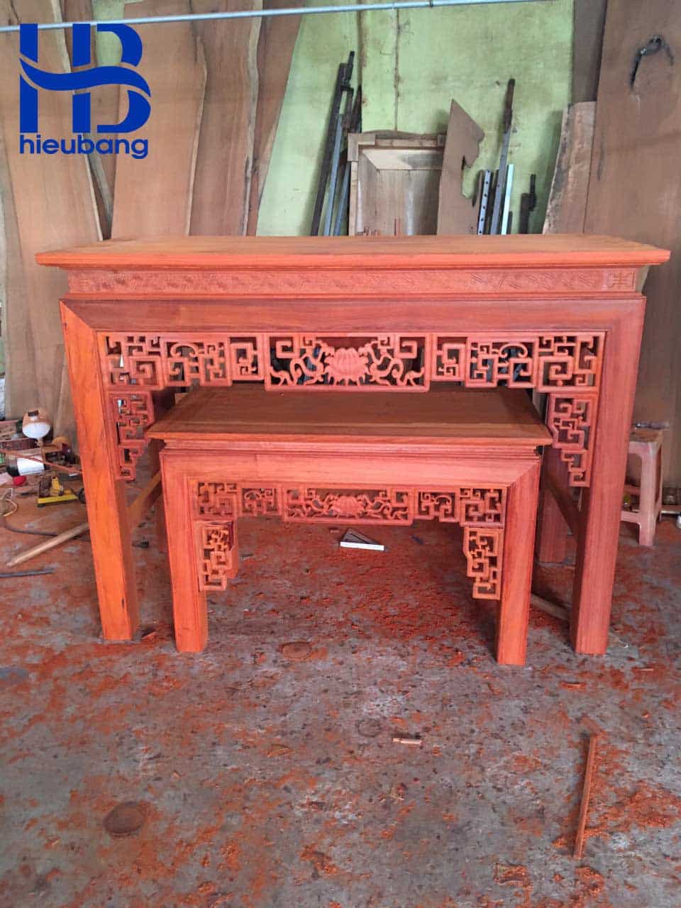 Bàn thờ gỗ hương đẹp giá tốt ở Hà Nội | Top 10 mẫu bàn